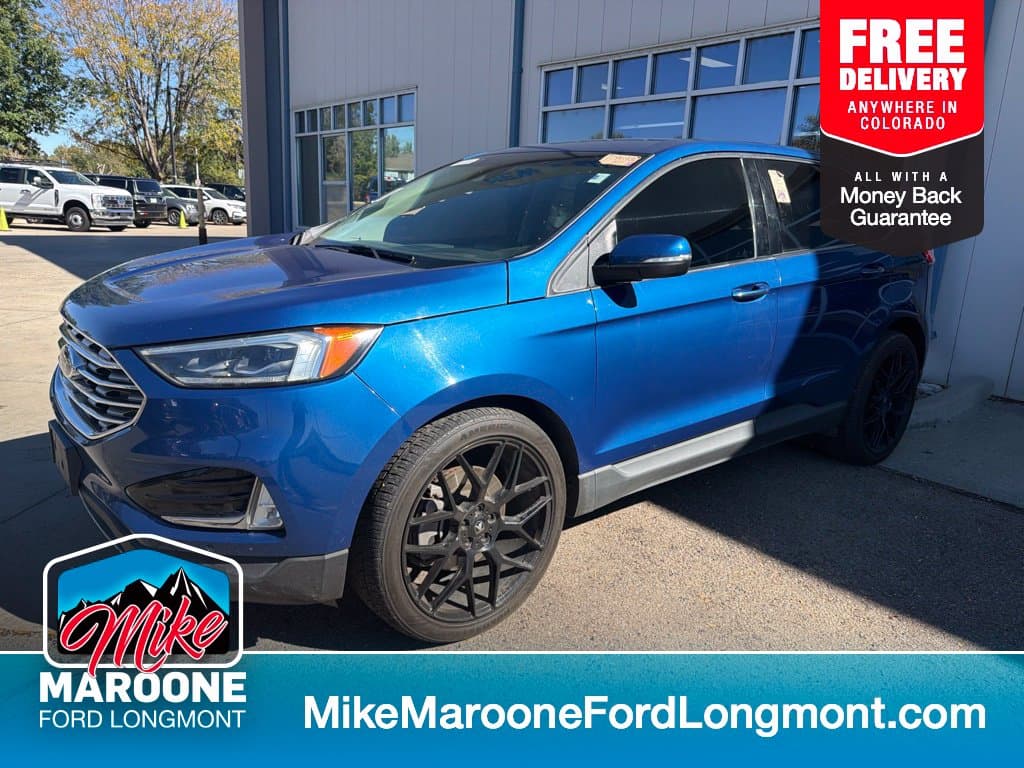2022 Ford Edge Titanium — photo 1 of 8