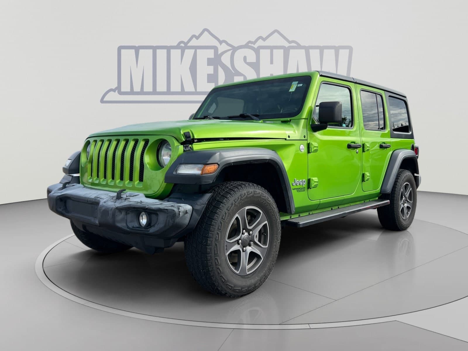 2019 Jeep Wrangler Unlimited Sport — photo 1 of 32