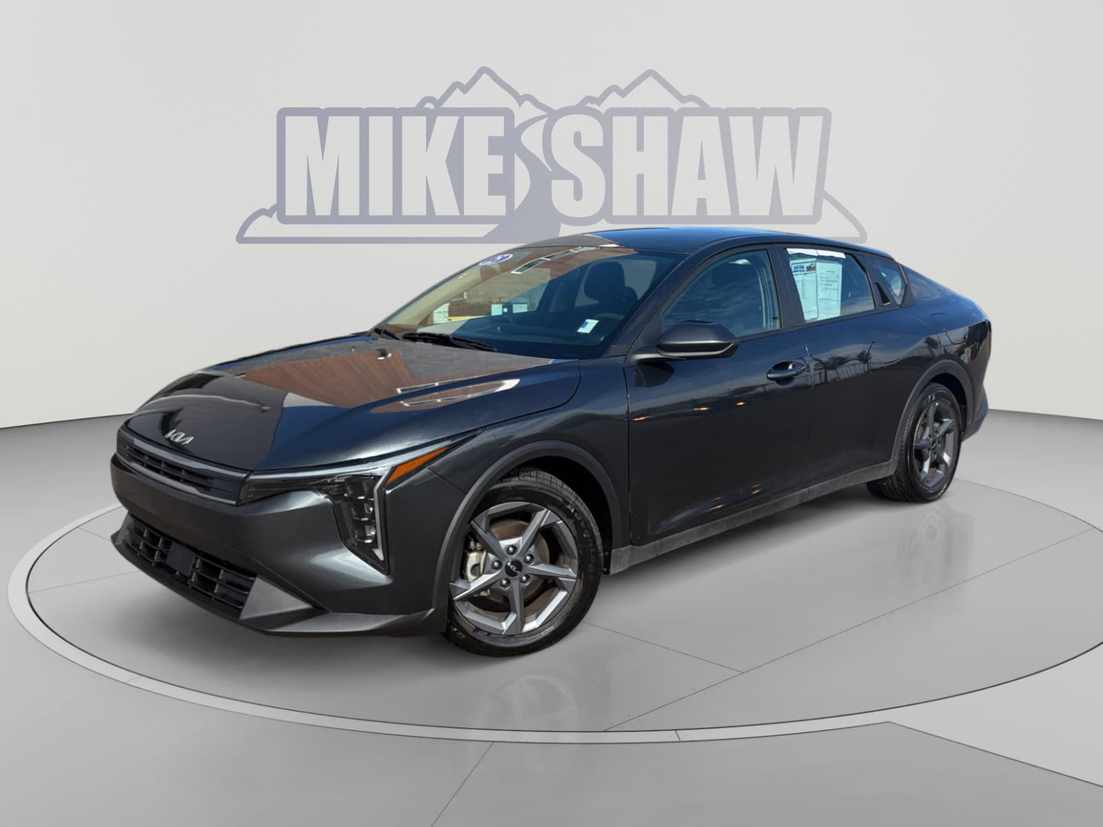 2025 Kia K4 LXS — photo 1 of 35