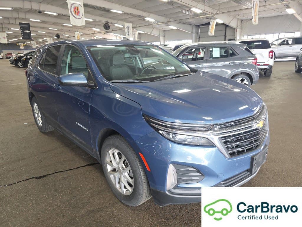 2024 Chevrolet Equinox LT — photo 1 of 5