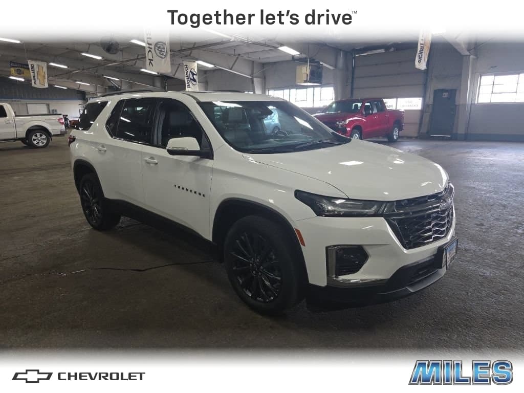 2023 Chevrolet Traverse RS — photo 1 of 2