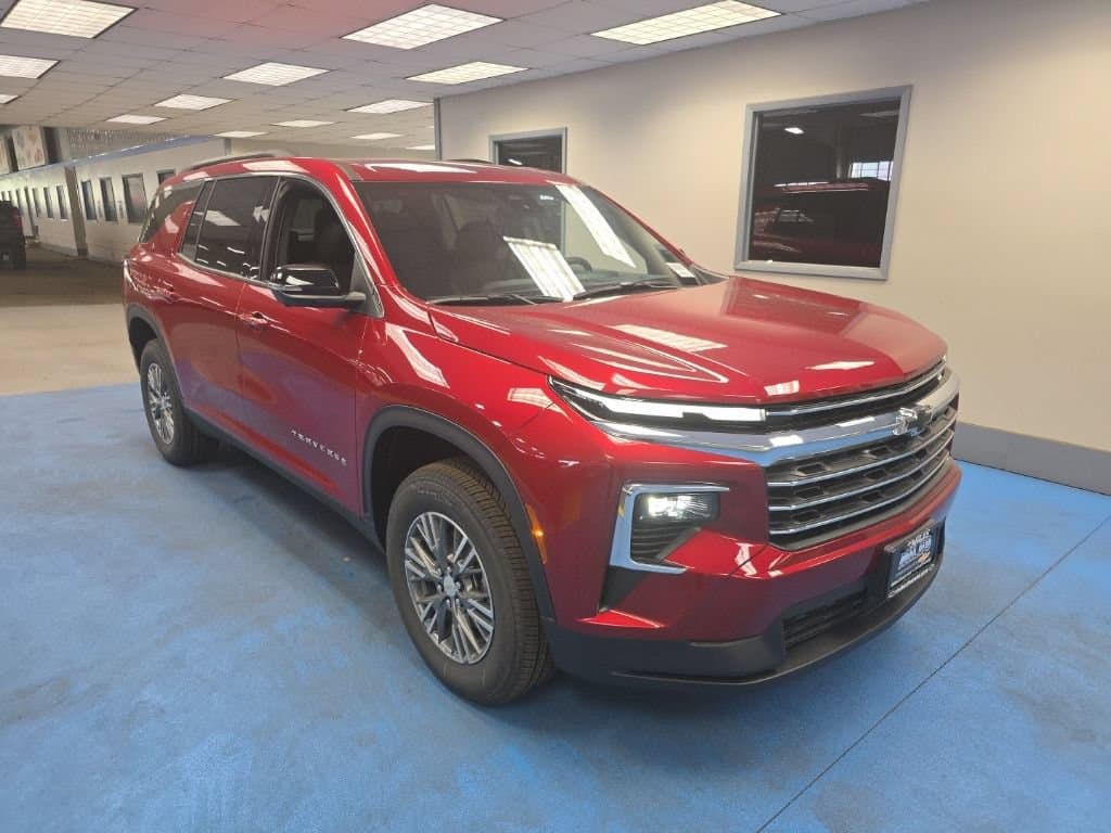 2027 Chevrolet Traverse LT — photo 1 of 52
