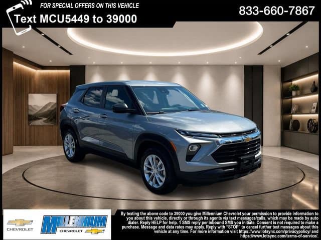 2024 Chevrolet Trailblazer LS — photo 1 of 32