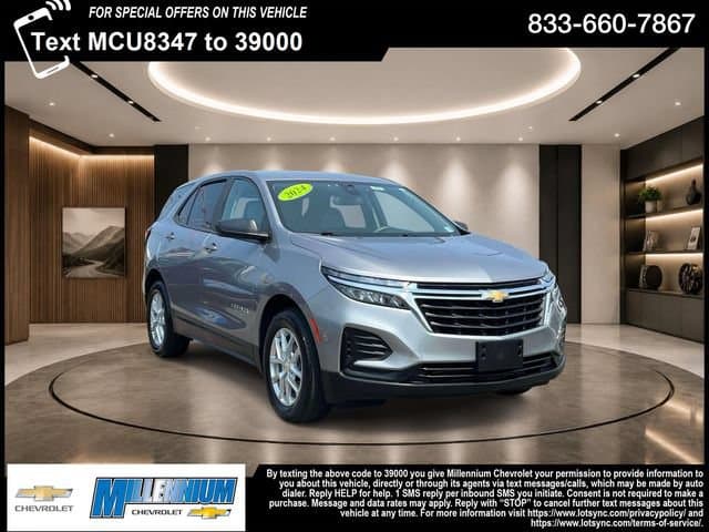 2024 Chevrolet Equinox LS — photo 1 of 35