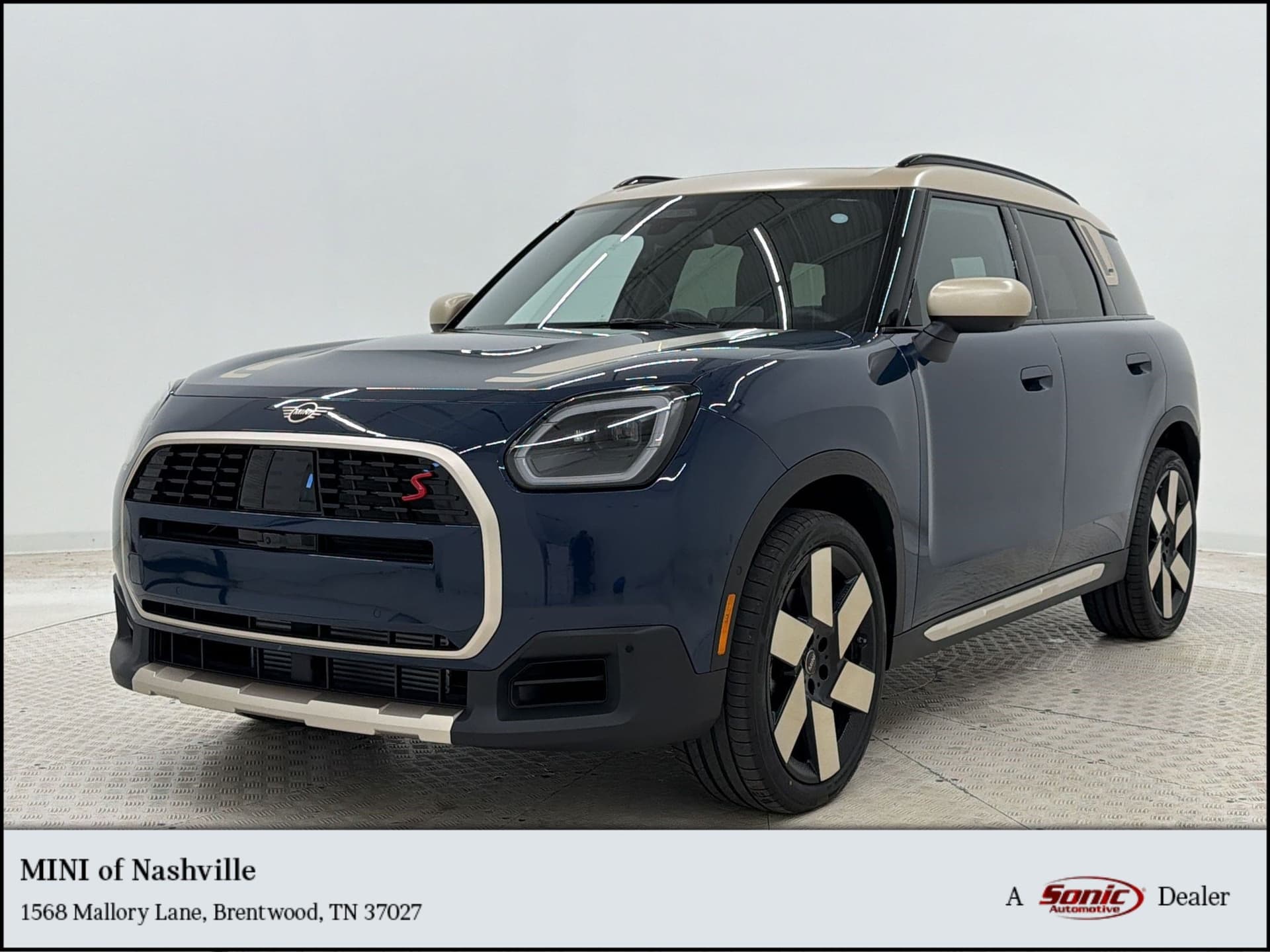2027 Mini Countryman Iconic — photo 1 of 33