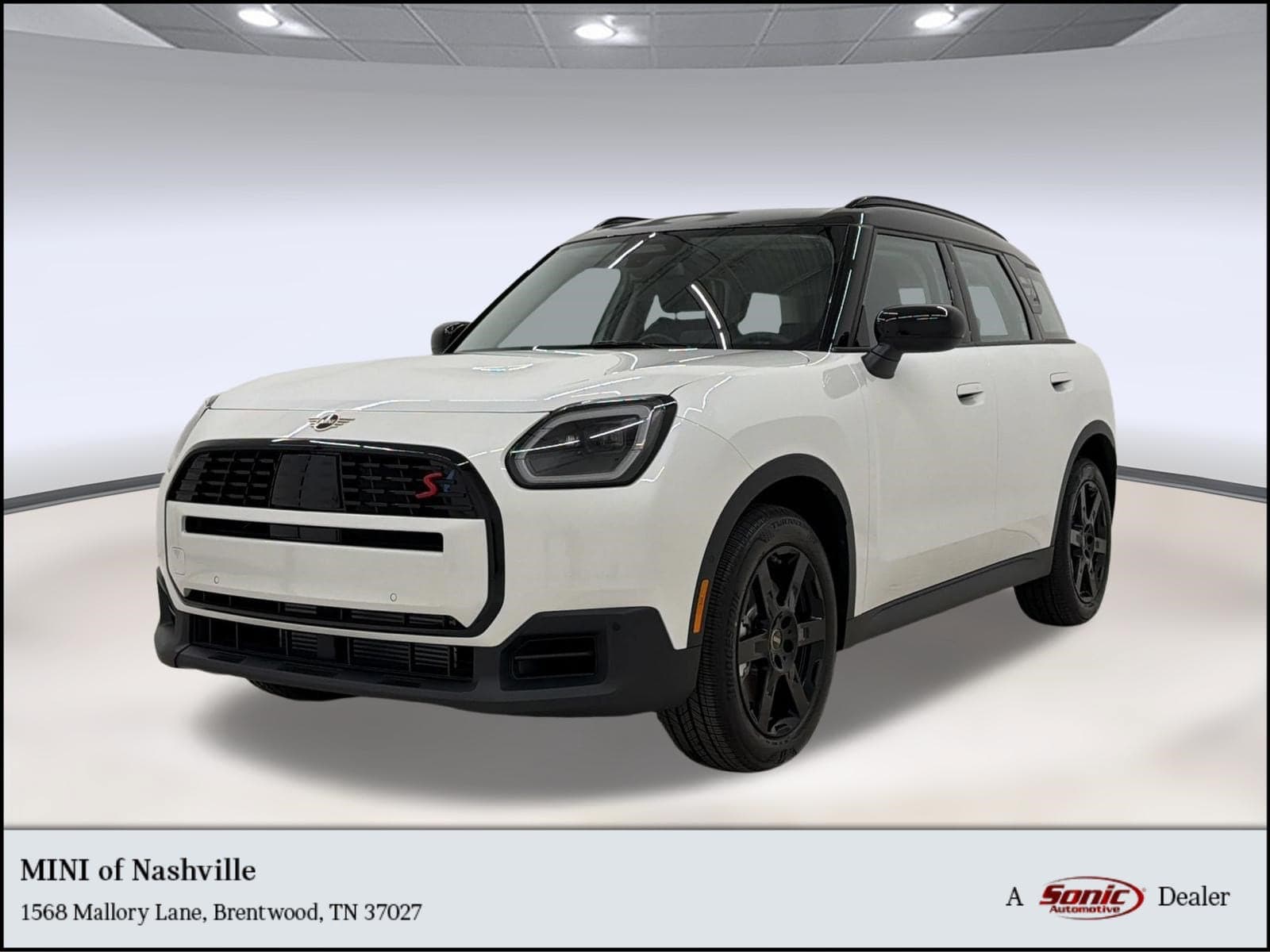 2027 Mini Countryman Signature Plus — photo 1 of 33