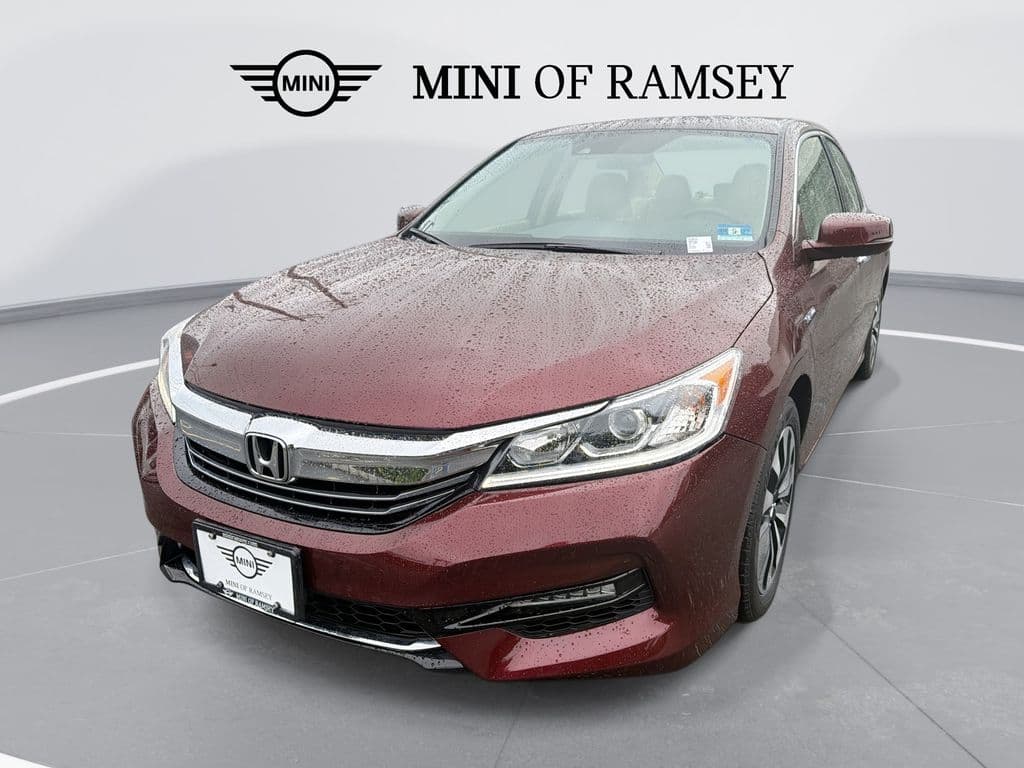 2017 Honda Accord Hybrid EX-L — photo 1 of 29