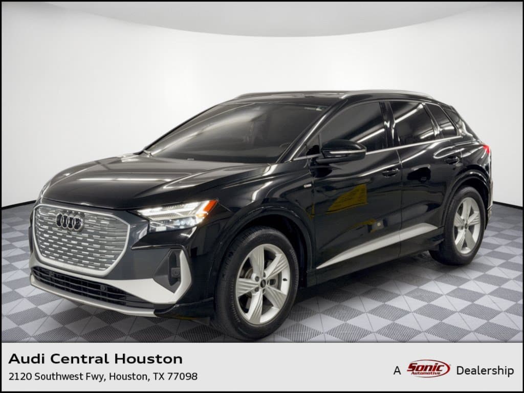 2024 Audi Q4 e-tron Prestige — photo 1 of 31