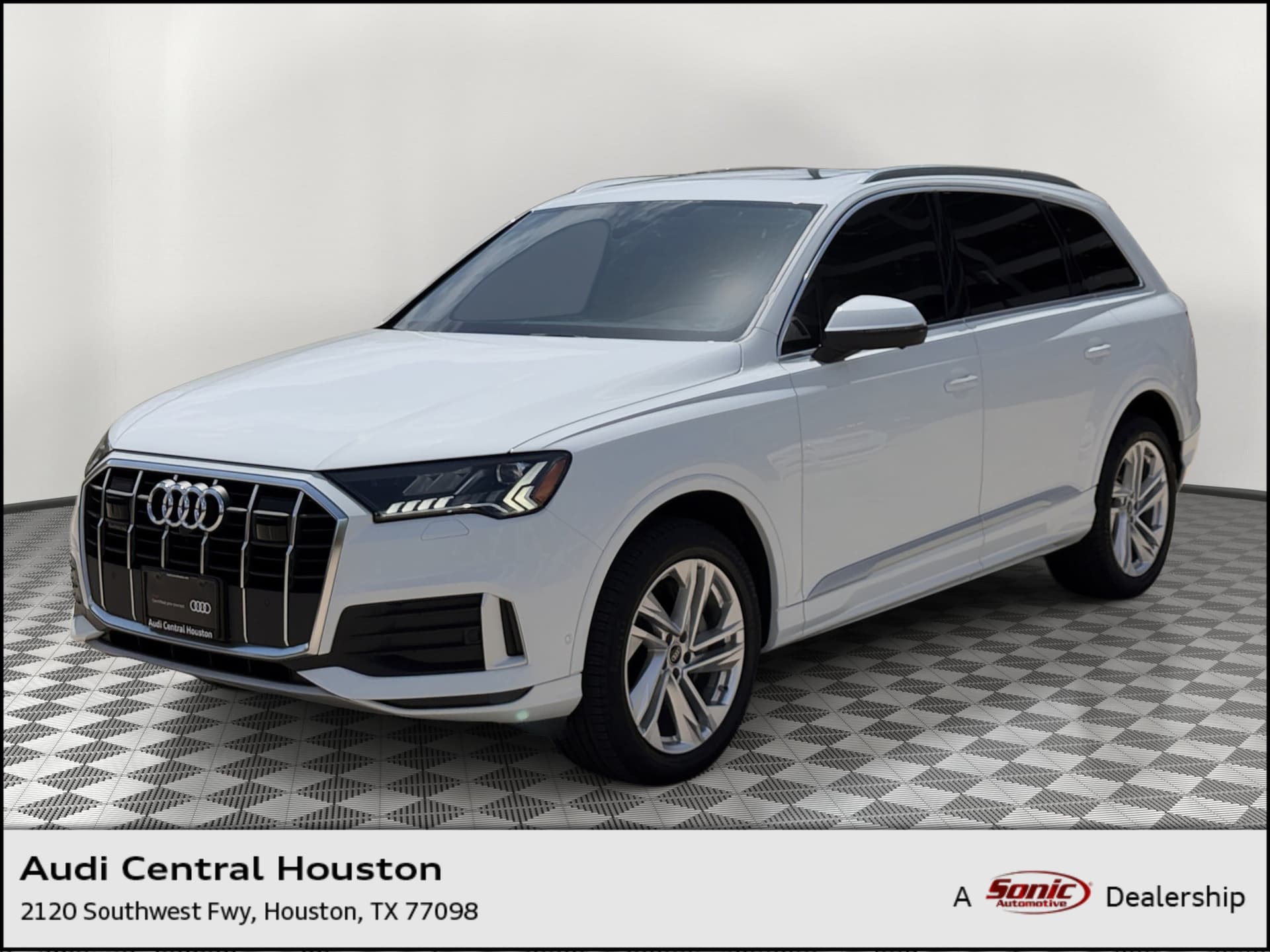 2024 Audi Q7 Premium Plus — photo 1 of 27