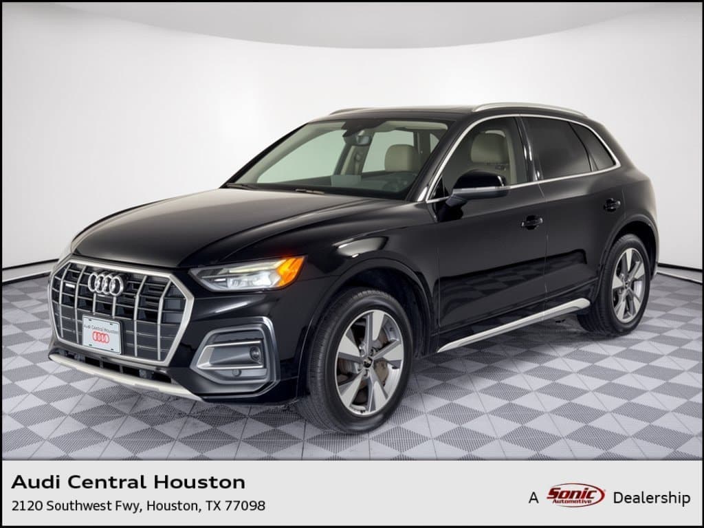 2022 Audi Q5 Premium Plus — photo 1 of 31