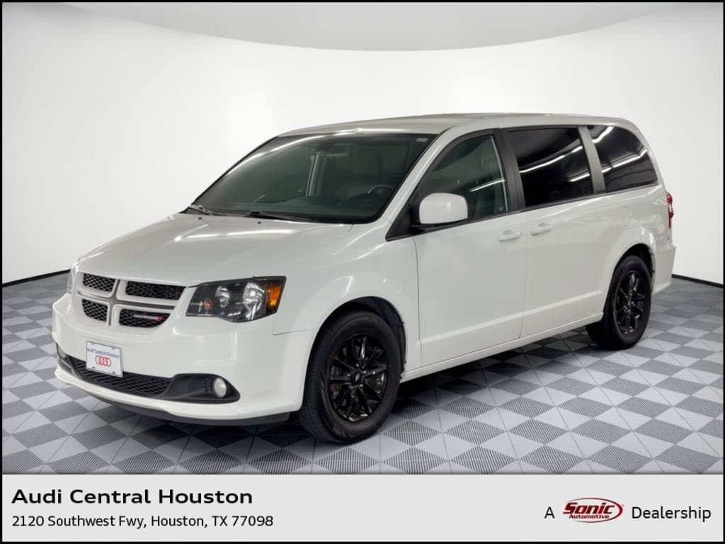 2020 Dodge Grand Caravan Base — photo 1 of 31