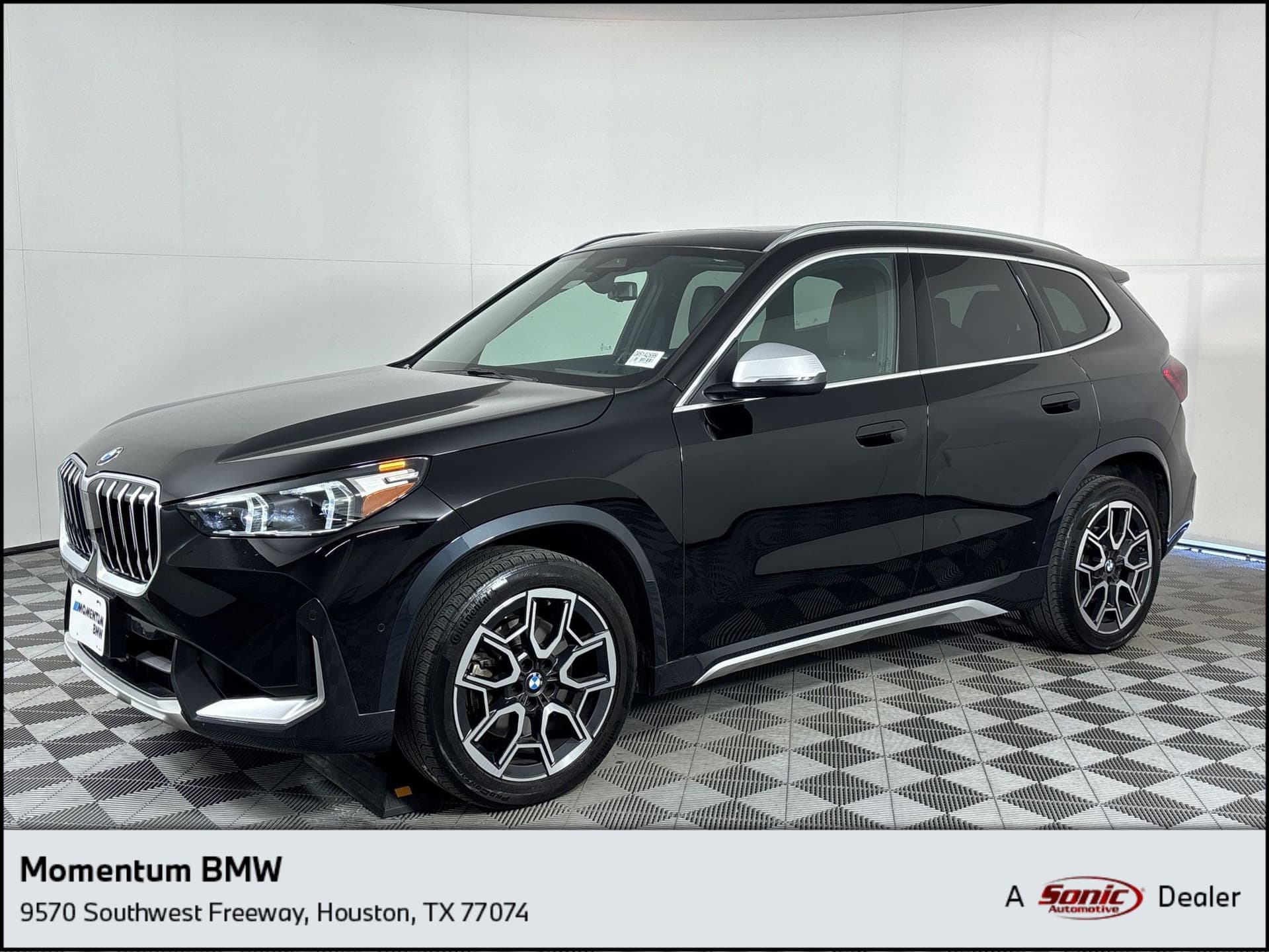 2024 BMW X1 xDrive28i — photo 1 of 30