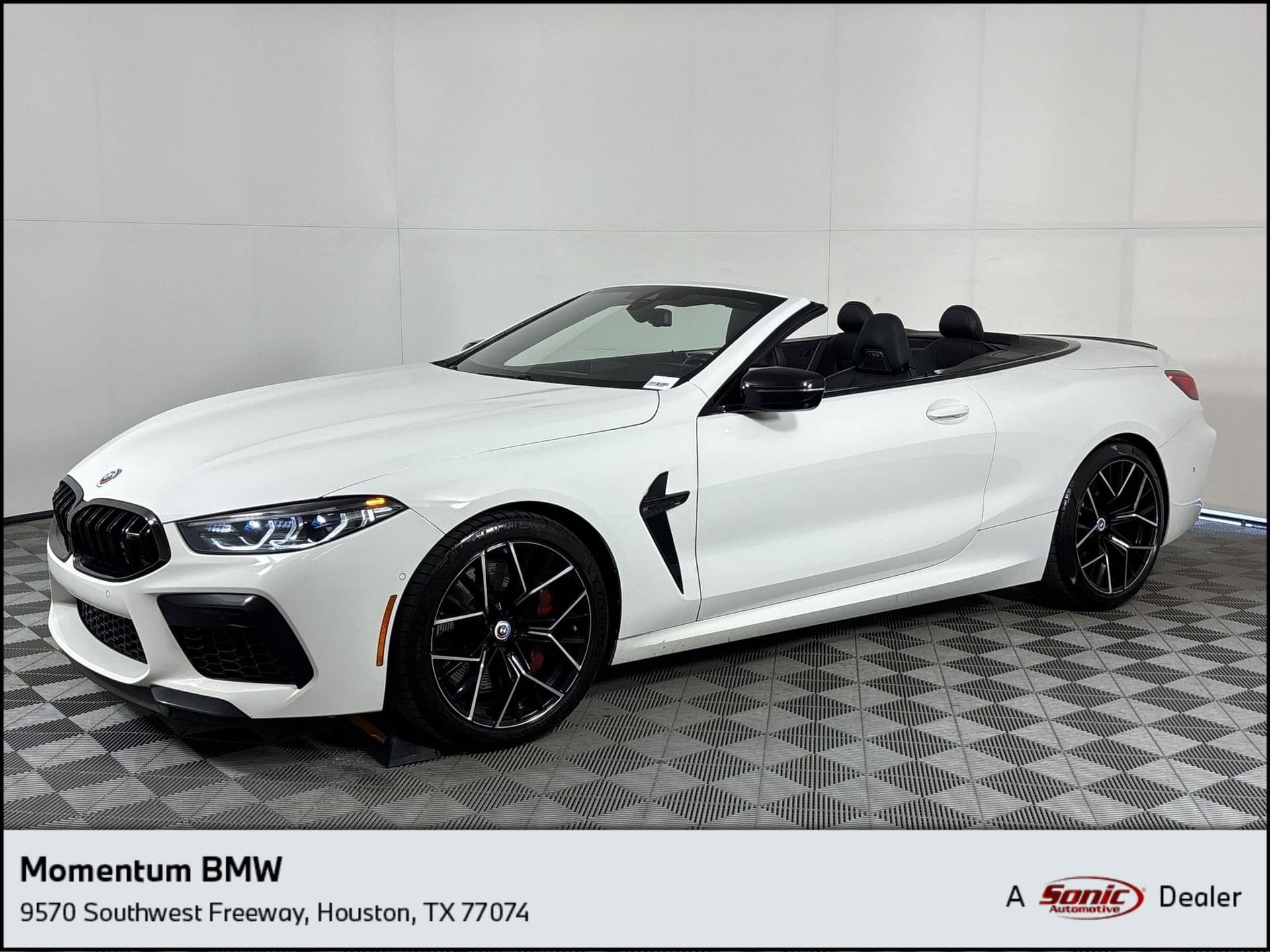 2023 BMW M8 Competition — photo 1 of 30