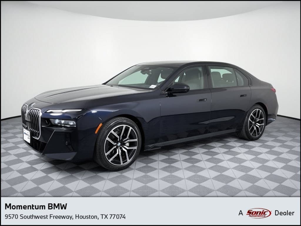 2023 BMW 7 Series 740i — photo 1 of 31