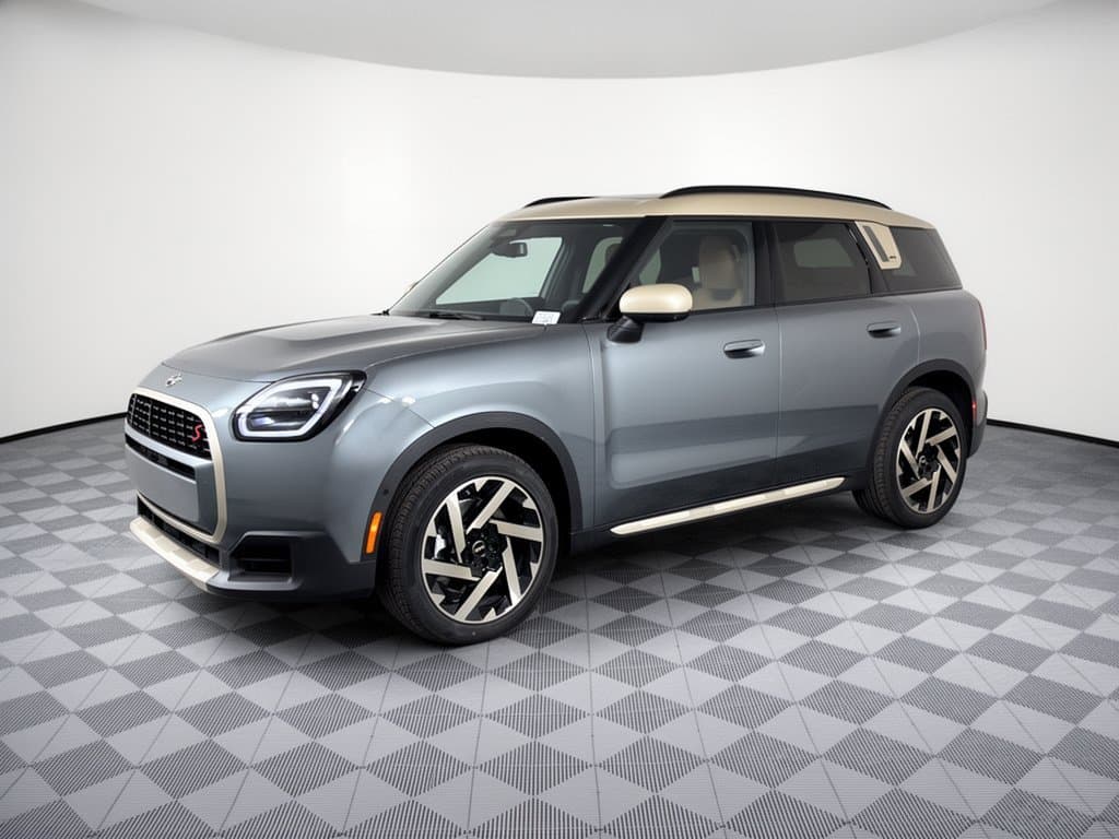 2027 Mini Countryman Base — photo 1 of 39