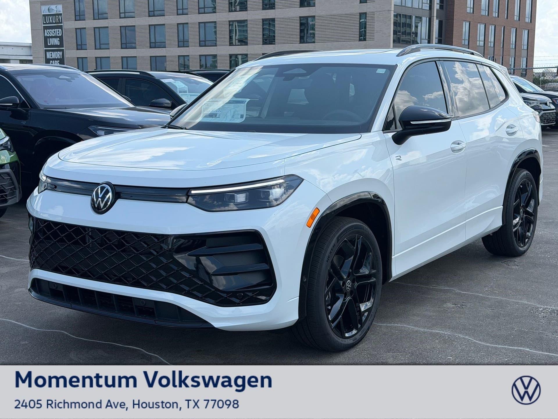 2026 Volkswagen Tiguan SE R-Line Black — photo 1 of 26