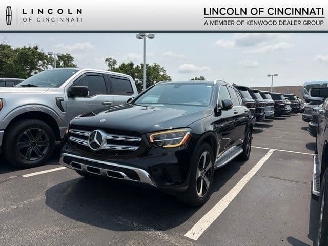 2021 Mercedes-Benz GLC 300 4MATIC — photo 1 of 3