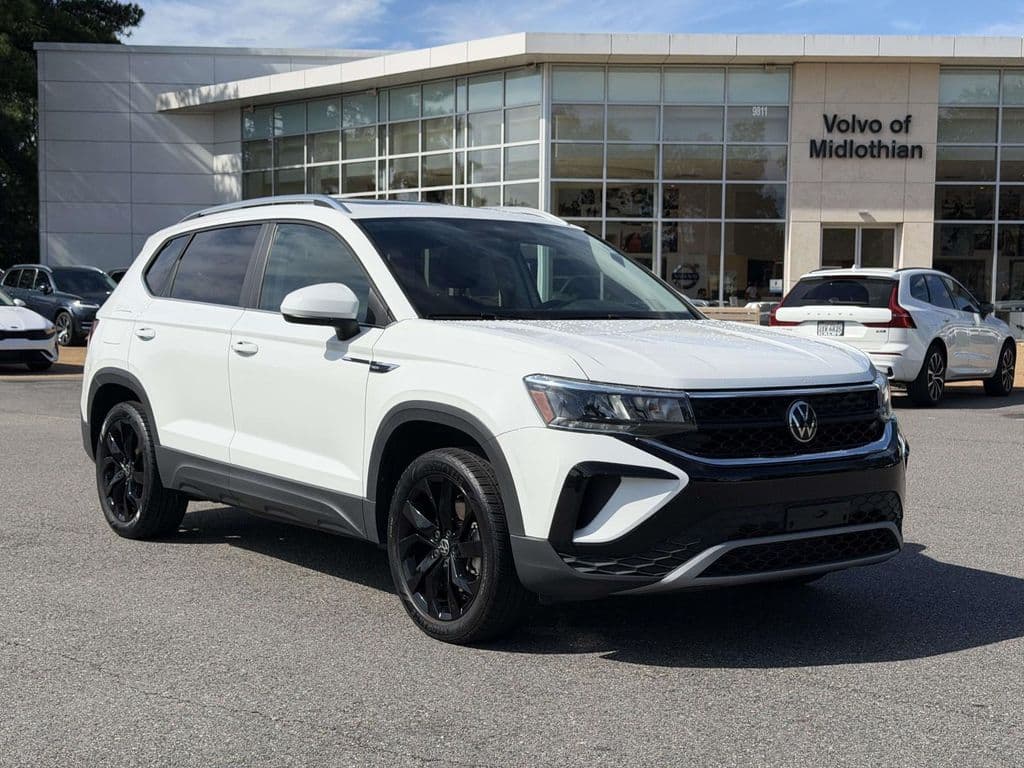 2023 Volkswagen Taos 1.5T SE — photo 1 of 26