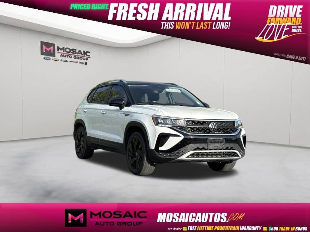2024 Volkswagen Taos SE — photo 1 of 29
