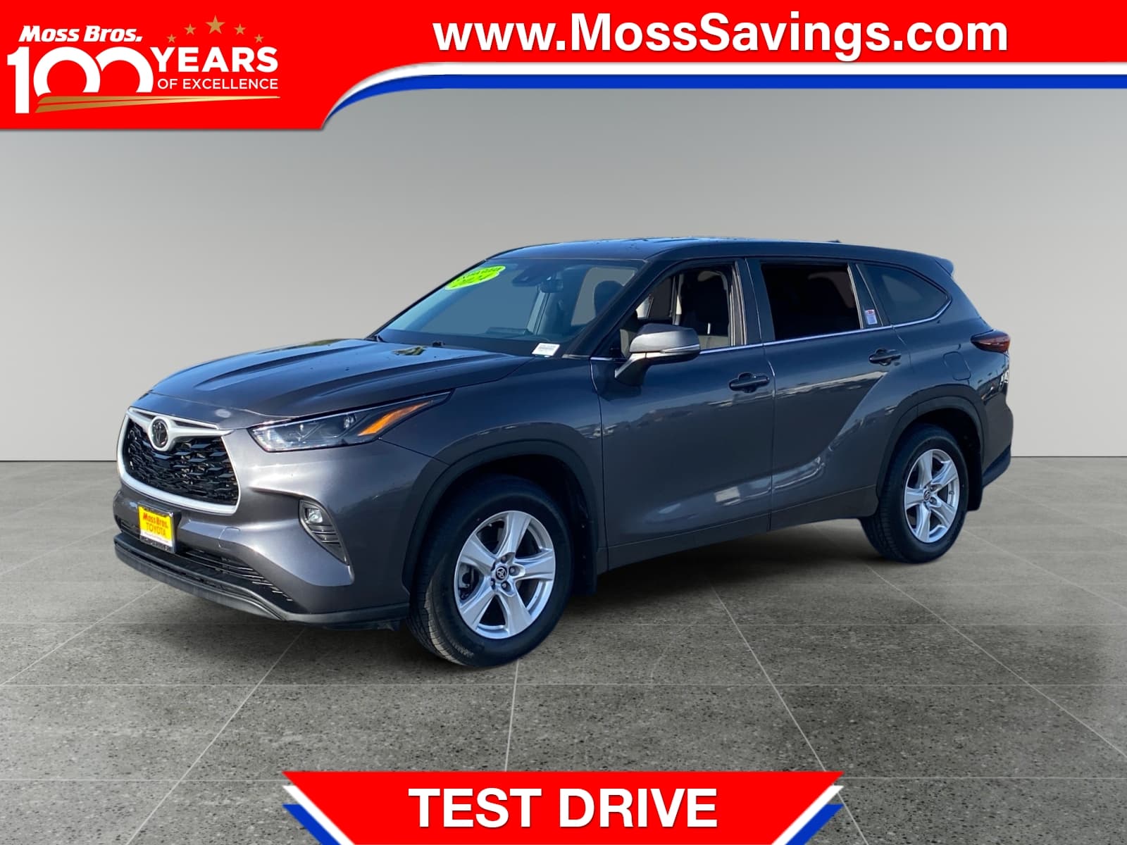 2024 Toyota Highlander Base — photo 1 of 15