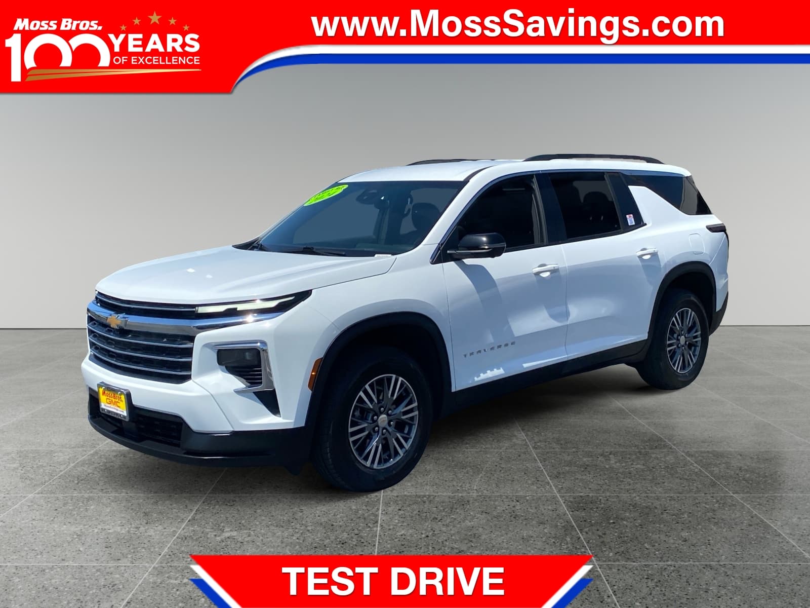2024 Chevrolet Traverse AWD LT — photo 1 of 15