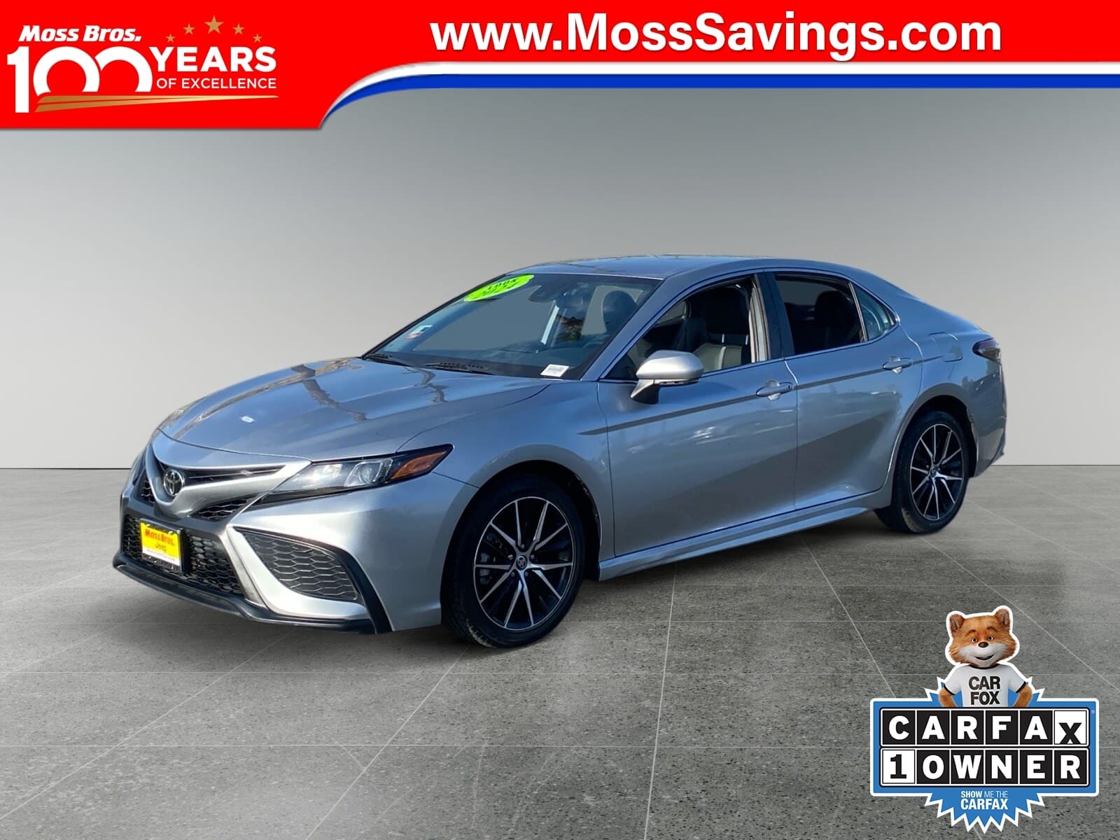 2024 Toyota Camry SE — photo 1 of 15