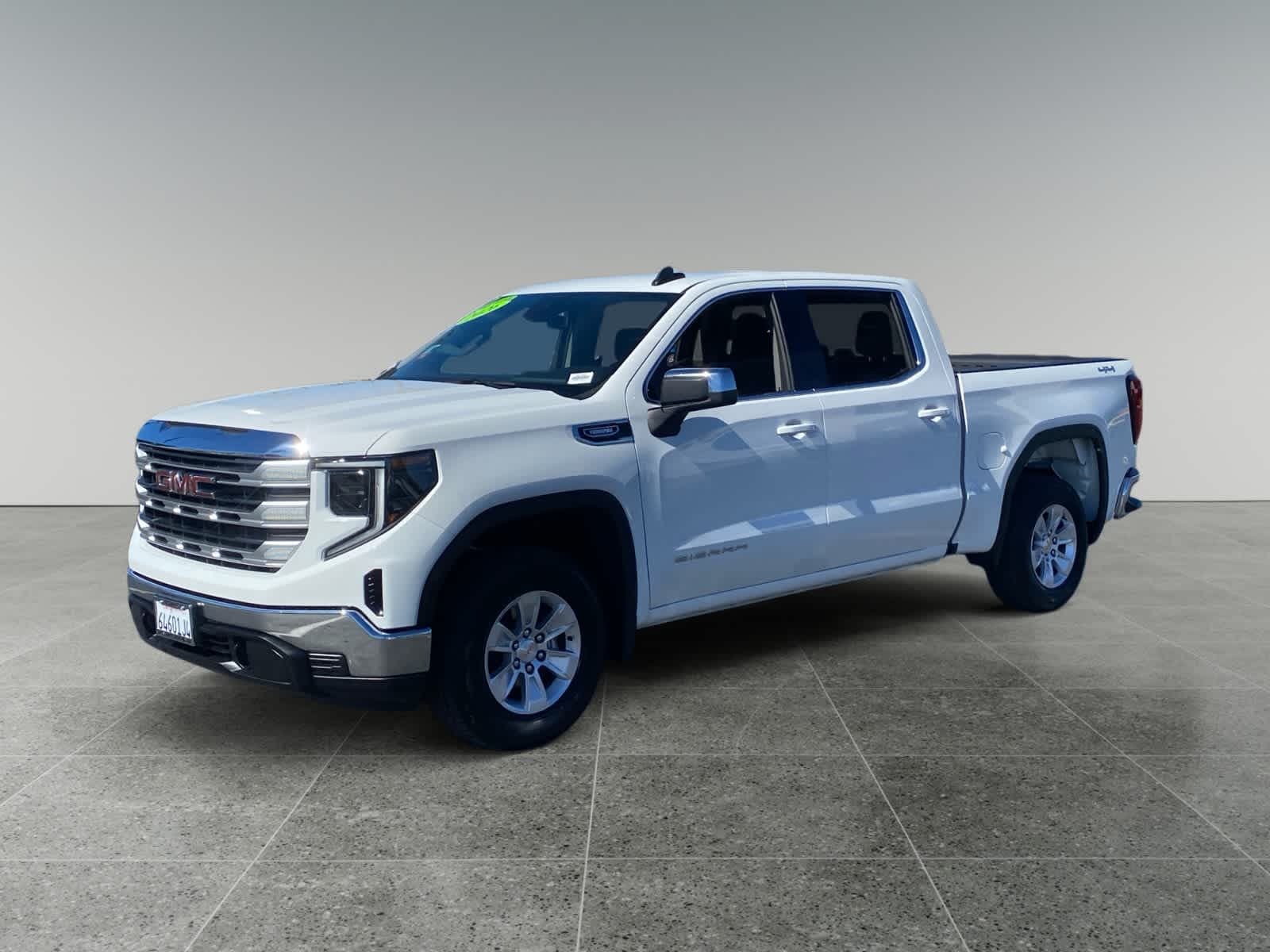 2026 GMC Sierra 1500 SLE — photo 1 of 15