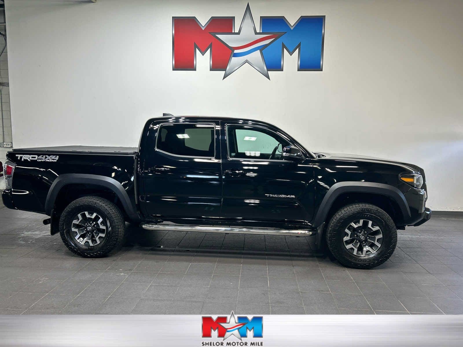 2023 Toyota Tacoma 4WD TRD Off Road — photo 1 of 11