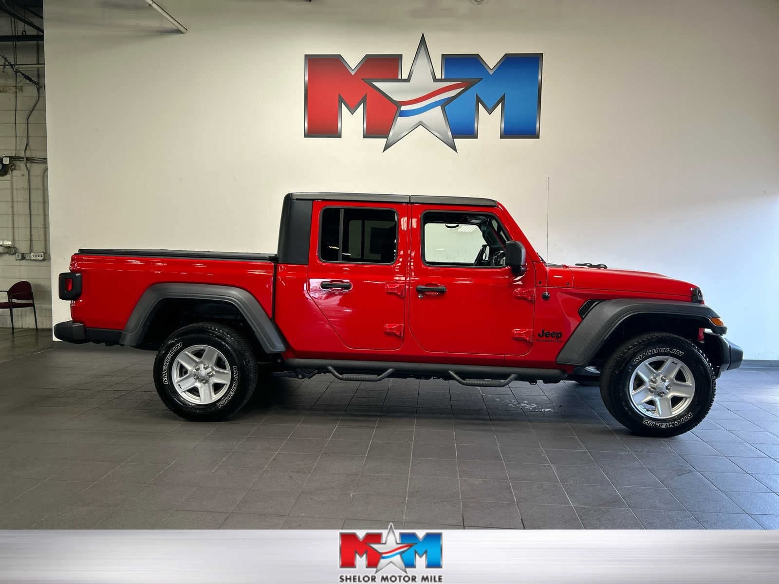 2020 Jeep Gladiator Sport S — photo 1 of 11