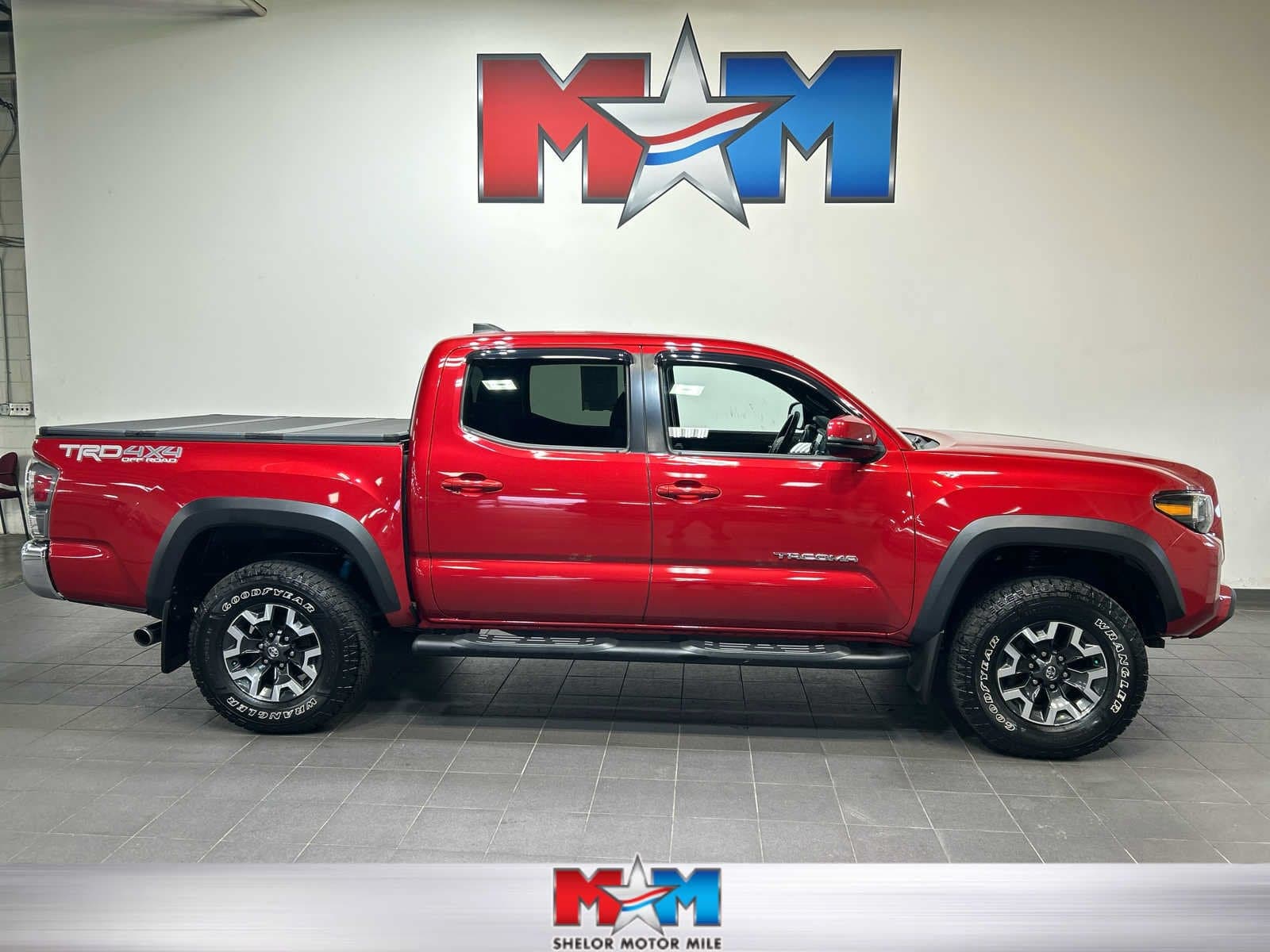 2021 Toyota Tacoma 4WD TRD Off Road — photo 1 of 11