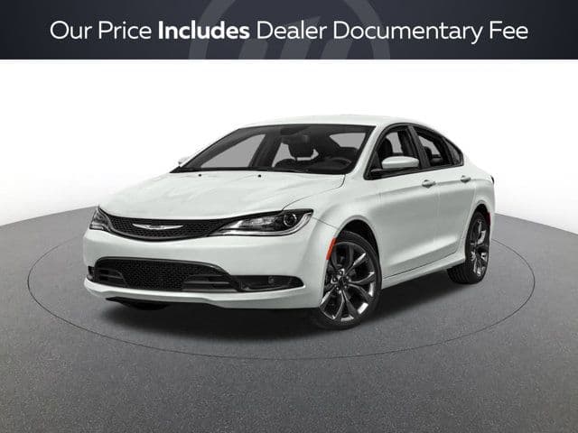 2015 Chrysler 200 S — photo 1 of 3