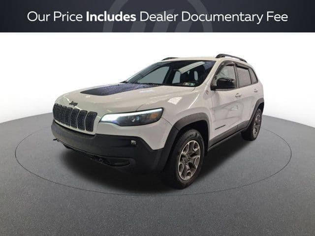 2022 Jeep Cherokee Trailhawk — photo 1 of 26