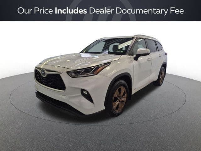 2022 Toyota Highlander Hybrid Bronze Edition — photo 1 of 26