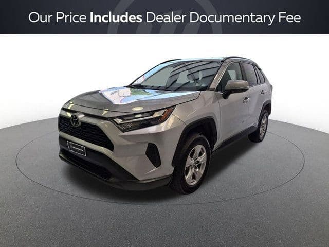 2025 Toyota RAV4 XLE — photo 1 of 26