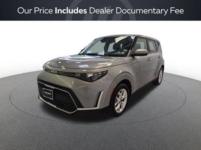 2024 Kia Soul LX — photo 1 of 26