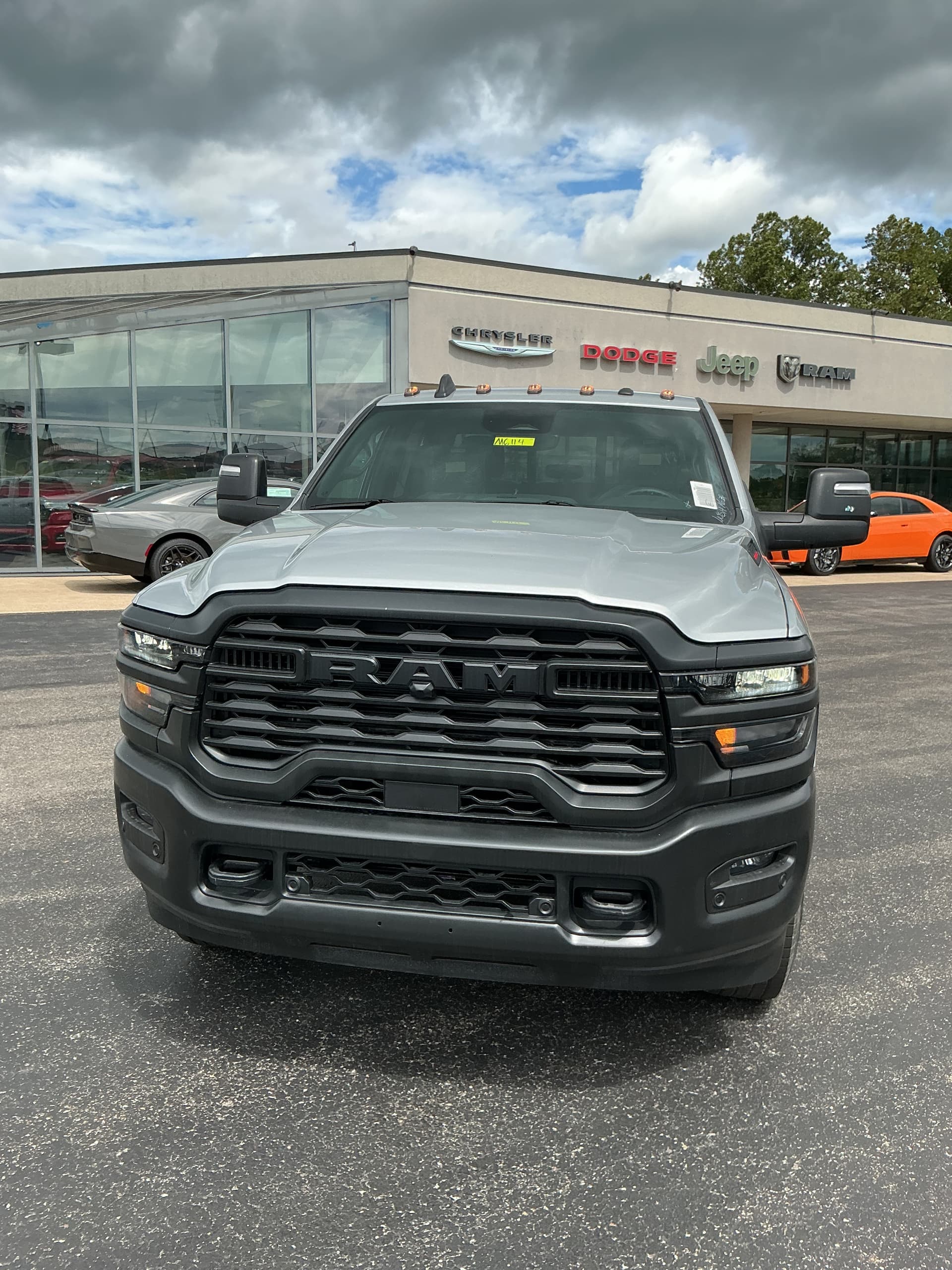 2026 RAM 2500 Tradesman Crew Cab 4x4 8' Box — photo 1 of 20