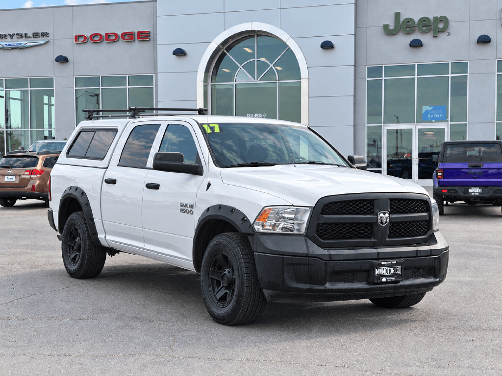 2017 RAM 1500 Tradesman — photo 1 of 35