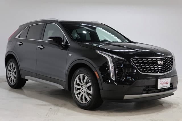 2023 Cadillac XT4 Base — photo 1 of 37