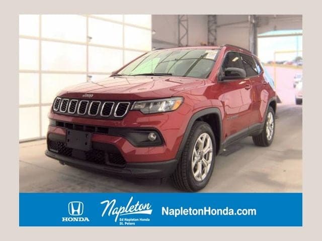 2025 Jeep Compass Latitude — photo 1 of 28