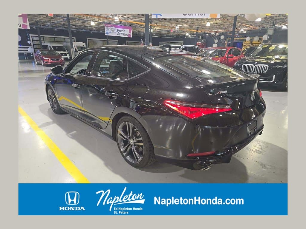 2023 Acura Integra Base — photo 1 of 28