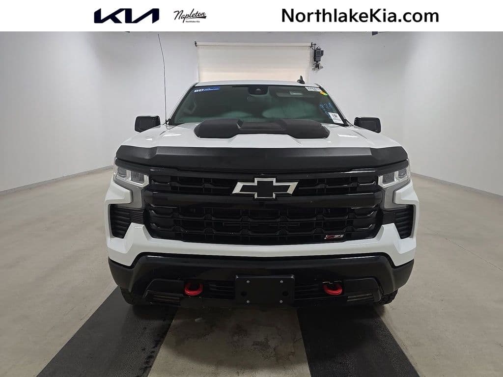 2023 Chevrolet Silverado 1500 LT Trail Boss — photo 1 of 12