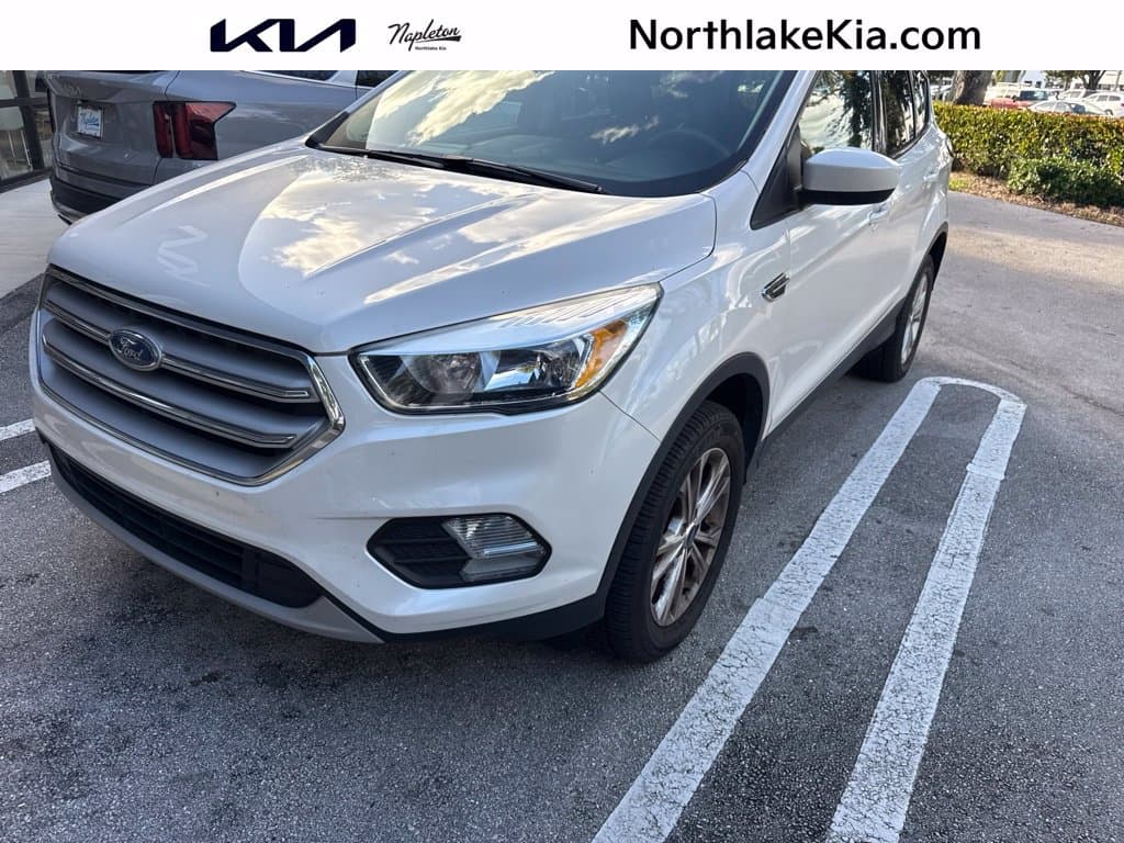 2018 Ford Escape SE — photo 1 of 4