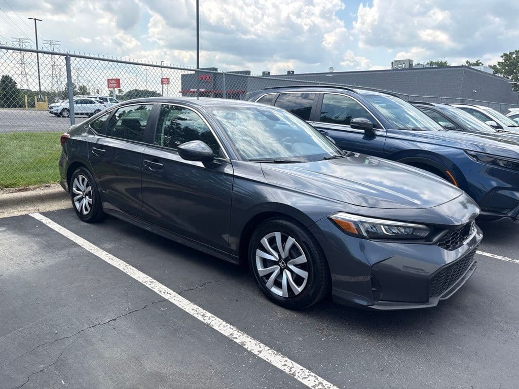 2025 Honda Civic LX — photo 1 of 3