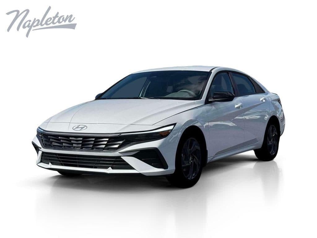 2026 Hyundai Elantra SEL Sport — photo 1 of 21