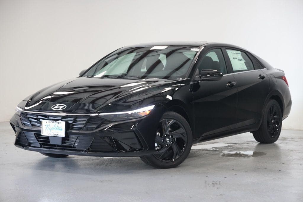 2026 Hyundai Elantra SEL Sport — photo 1 of 29
