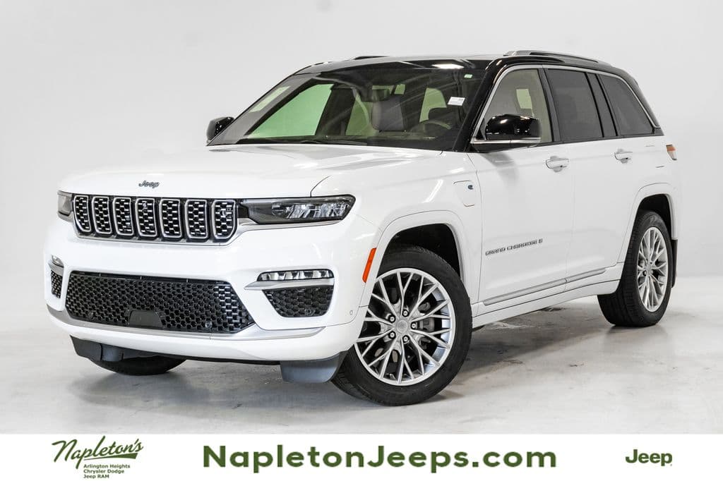 2023 Jeep Grand Cherokee Base — photo 1 of 36