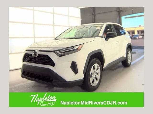 2025 Toyota RAV4 LE — photo 1 of 18