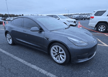 2023 Tesla Model 3 Base — photo 1 of 6