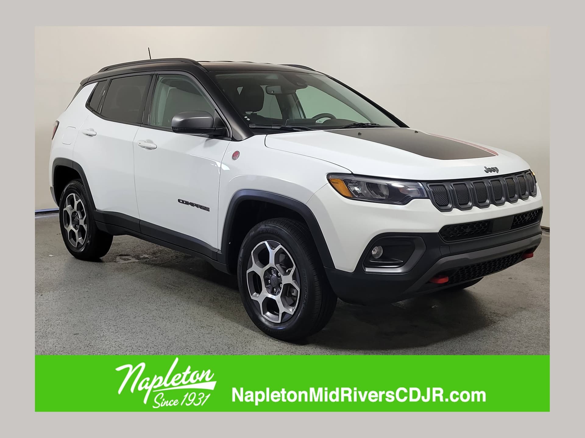2022 Jeep Compass Trailhawk — photo 1 of 35