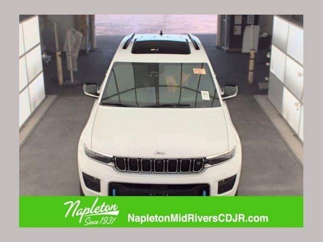 2023 Jeep Grand Cherokee 4xe Overland — photo 1 of 20